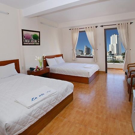 Lavie Hotel Нячанг Екстер'єр фото